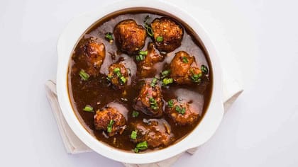Veg Manchurian Gravy (10 Pcs)