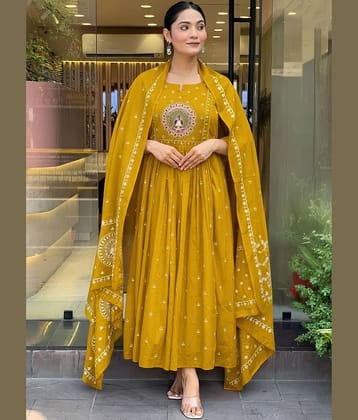 anushansa Women Viscose Embroidered Flared Kurti With Pants ( Yellow )