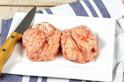 Premium Pork Brain - 500 gm  by PeppaPork
