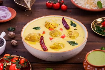 Kadhi Pakora
