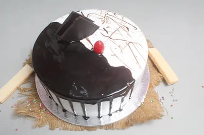 Choco Vanilla Cake