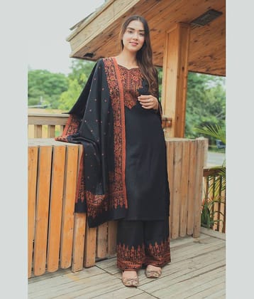 SAFAA Unstitched Woollen Self Design Dress Material - Maroon ( Pack of 1 )