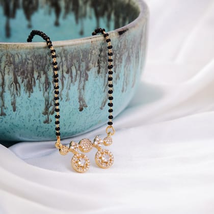 Eternal Glow Mangalsutra-White / Gold Plated / 18"