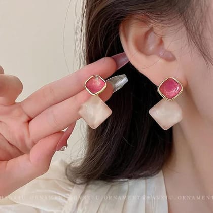 Sweet Fresh Drop Earrings-Pink