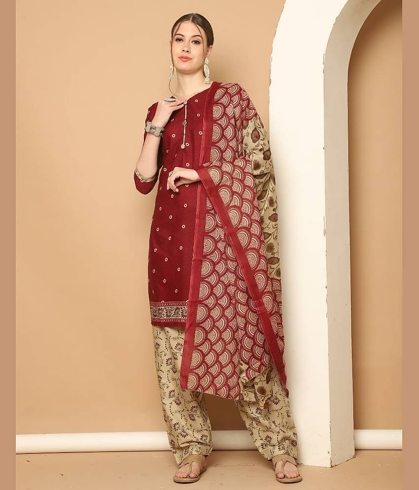 wonder weave Women Cotton Blend Printed Straight Kurti With Patiala Salwar ( Maroon )