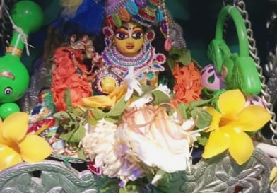 Divine Idol of a Deity: A Symbol of Devotion