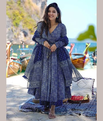 kedar fab Women Rayon Printed Angrakha Kurti With Palazzo ( Blue )