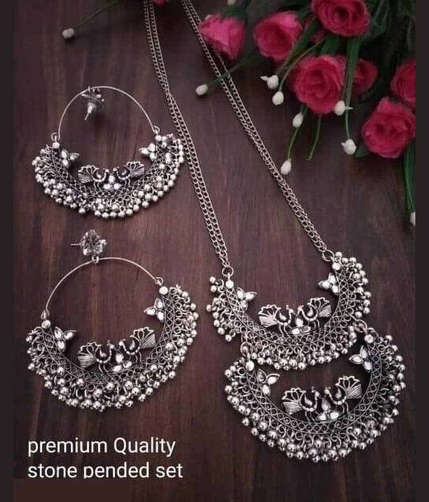 Samridhi DC Silver Alloy Necklace Set ( Pack of 1 )