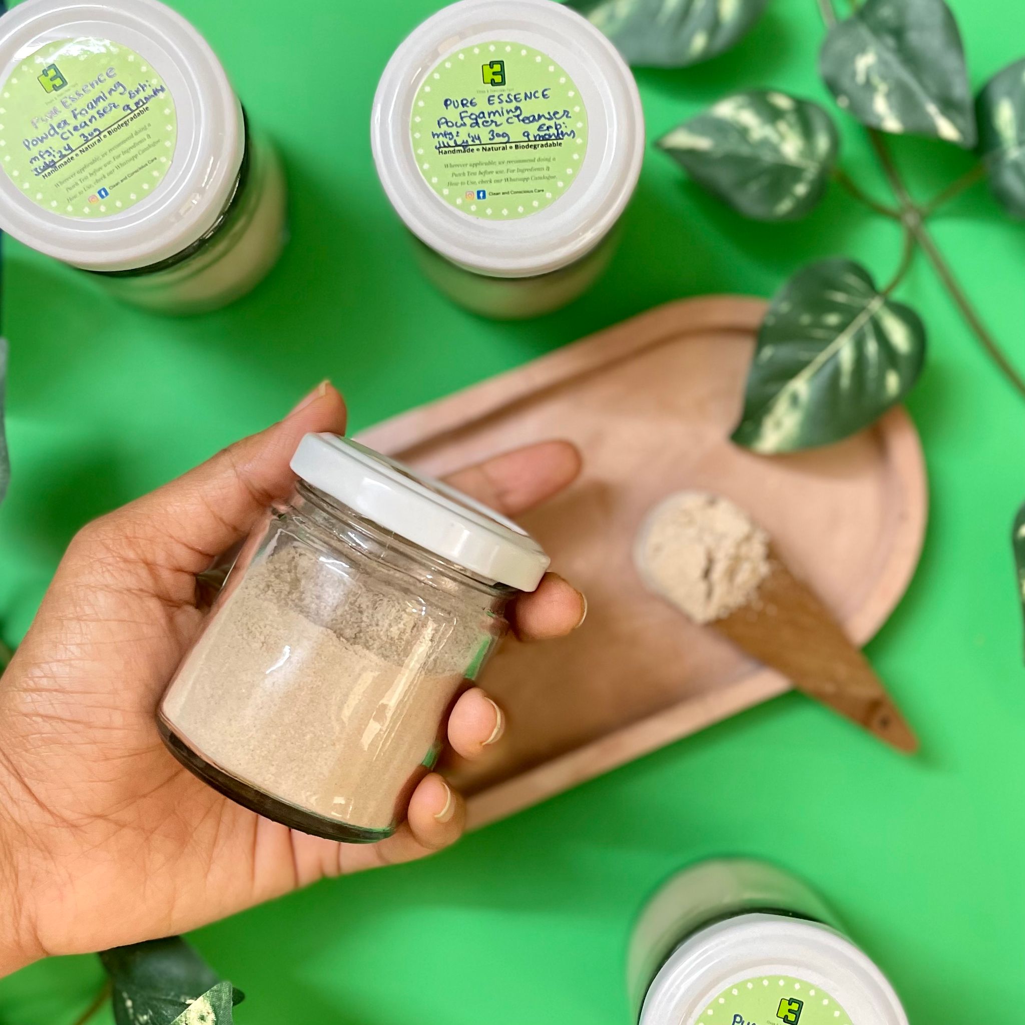 Pure Essence - Foaming Powder Wash