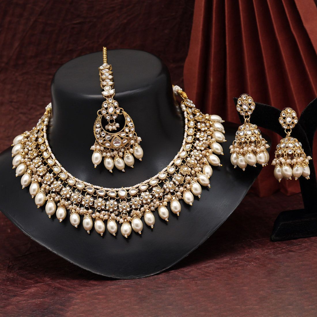 White Color Kundan Necklace Set (KN1376WHT)-Adjustable Rope / White / Alloy With Good Quality Gold Plated
