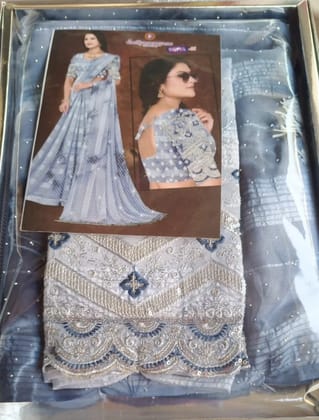 Elegant Saree with Matching Blouse Captivating Ethnic Attire