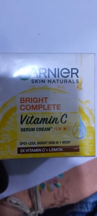Garnier Skin naturals Bright Complete Vitamin c Serum cream" uv *