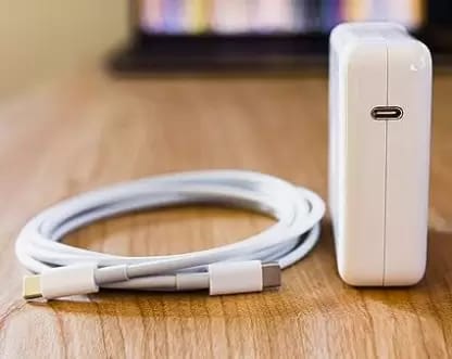 Laptop Adapter 30W 5V/20V/1.5A USB-C For Apple Macbook Air Series - Compatible