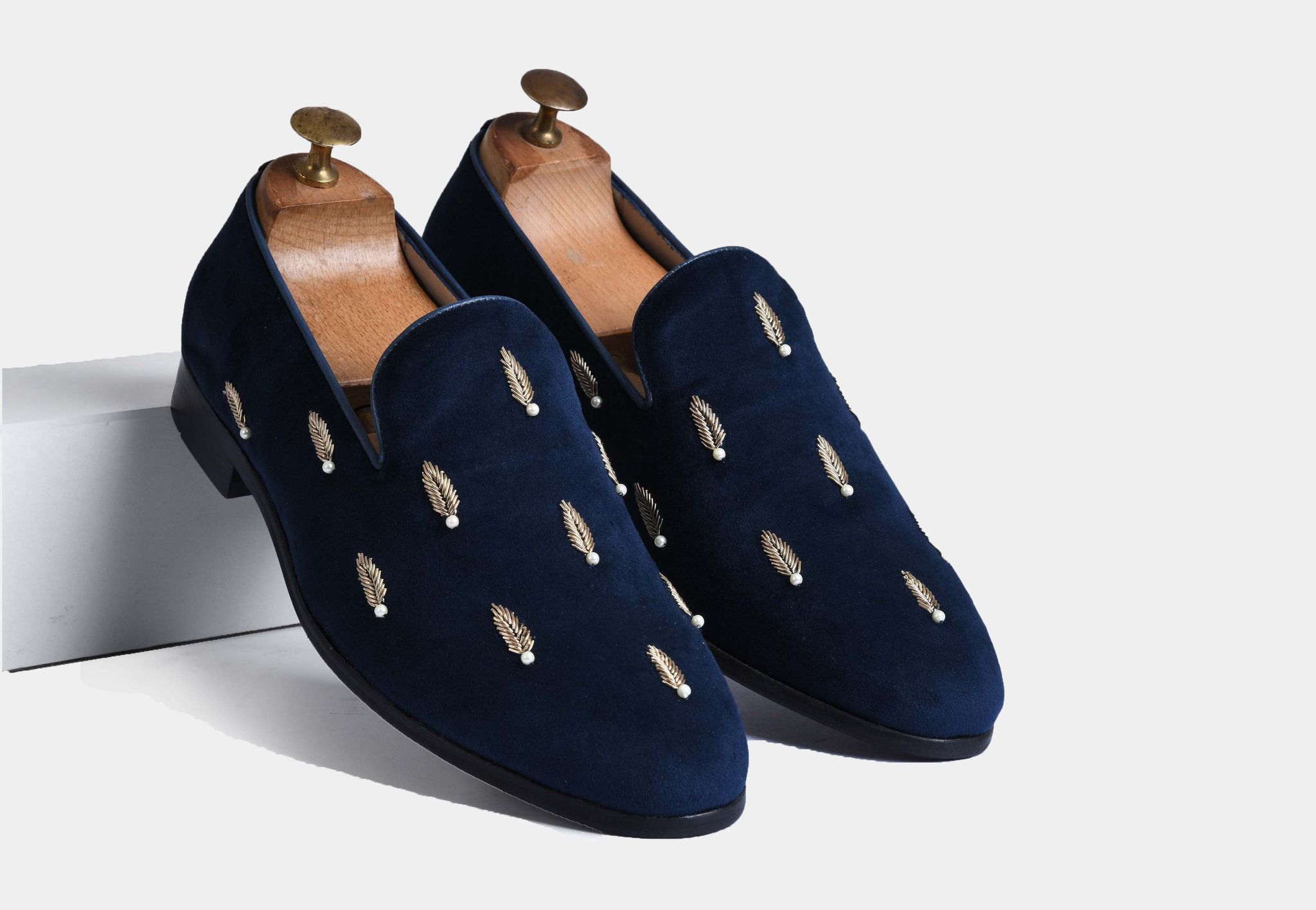 CARLOS BLUE embroidered slip-ons (SALE)-UK 9