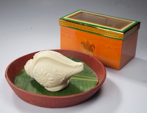 Plain Sondesh Shankh (425 Grams) (Box)