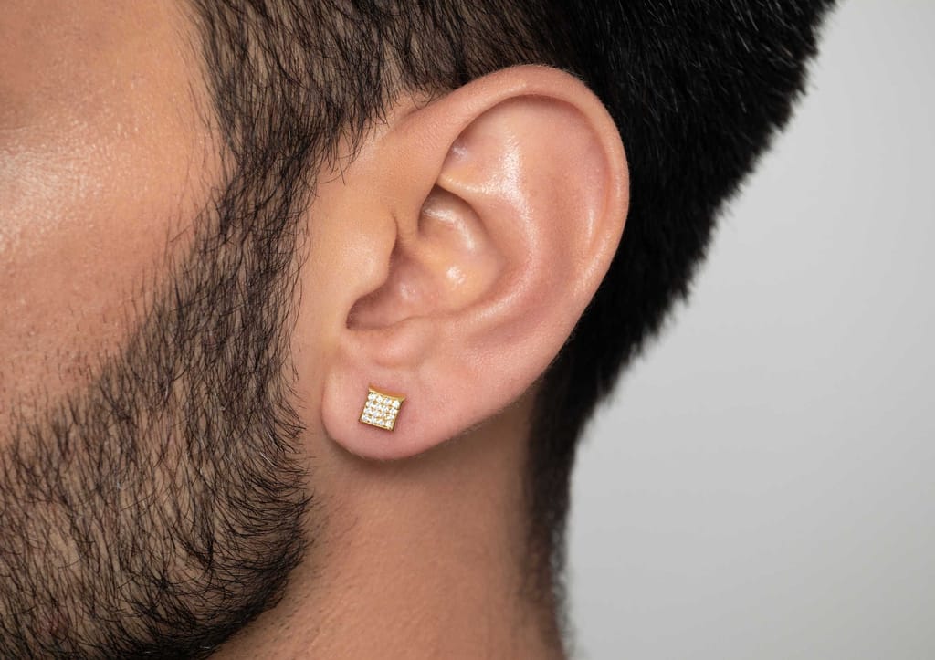 Radiant Kite Shaped Ear Stud For Men (1 Pc Only)