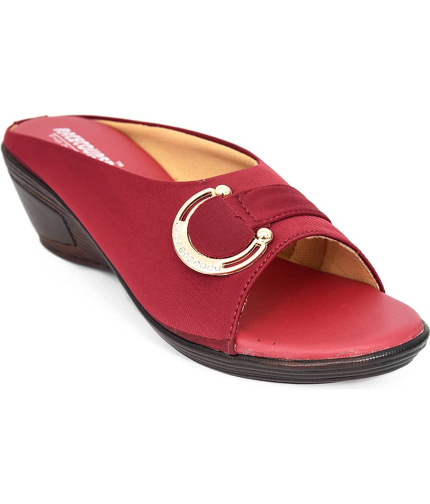 Racecourse - Maroon Women's Slip On Heels