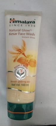 Himalaya Natural glow Kesar face wash 