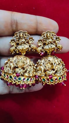 Elegant Crystal Drop Earrings