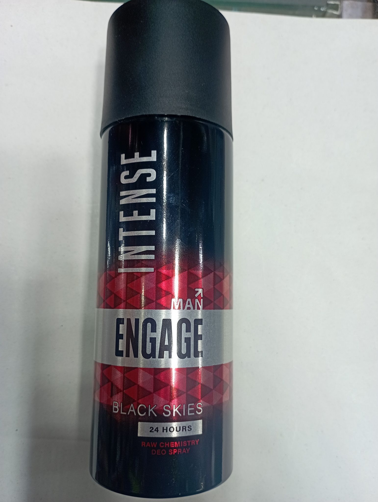 Intense Man Engage Black skies 24 hours Raw chemistry Deo spray 