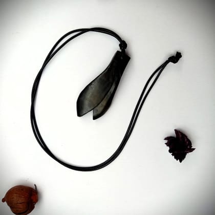 Terracotta pendant Terracotta pendant