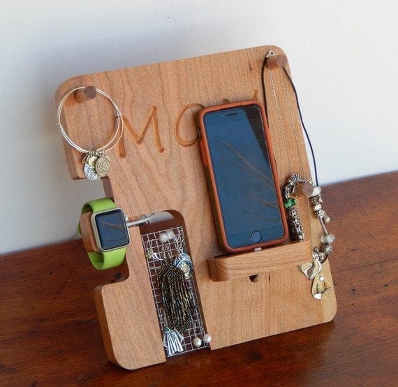 All in 1 Multiutility Mobile, Spectable, Watch & Jewellery Holder Gift Set for Mothers