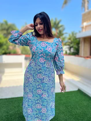 Aqua Blue Puff Sleeved Cotton Kurti