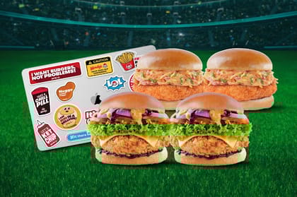 2 Crispy Chicken Burgers + 2 BBQ Chicken Burgers