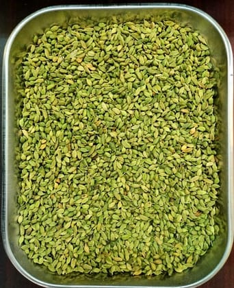Spicyl Cardamom 6.0 mm to 7.0mm Sizes, 4th Quality Grade, Indian Green Cardamom, Whole Cardamom, Green Elaichi (Pack of 1) (Size - 100 Gram) by Spicyl Cardamom Private Limited