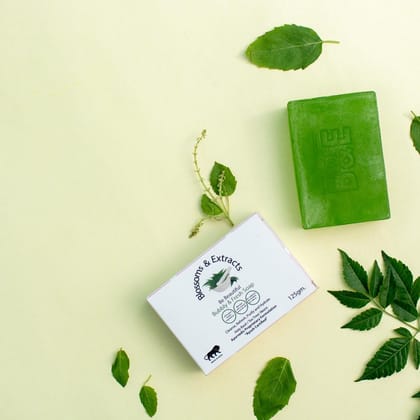 Blossoms & Extracts Be Beautiful Bubbly & Fresh Soap With Holy Basil, Tea Tree & Neem