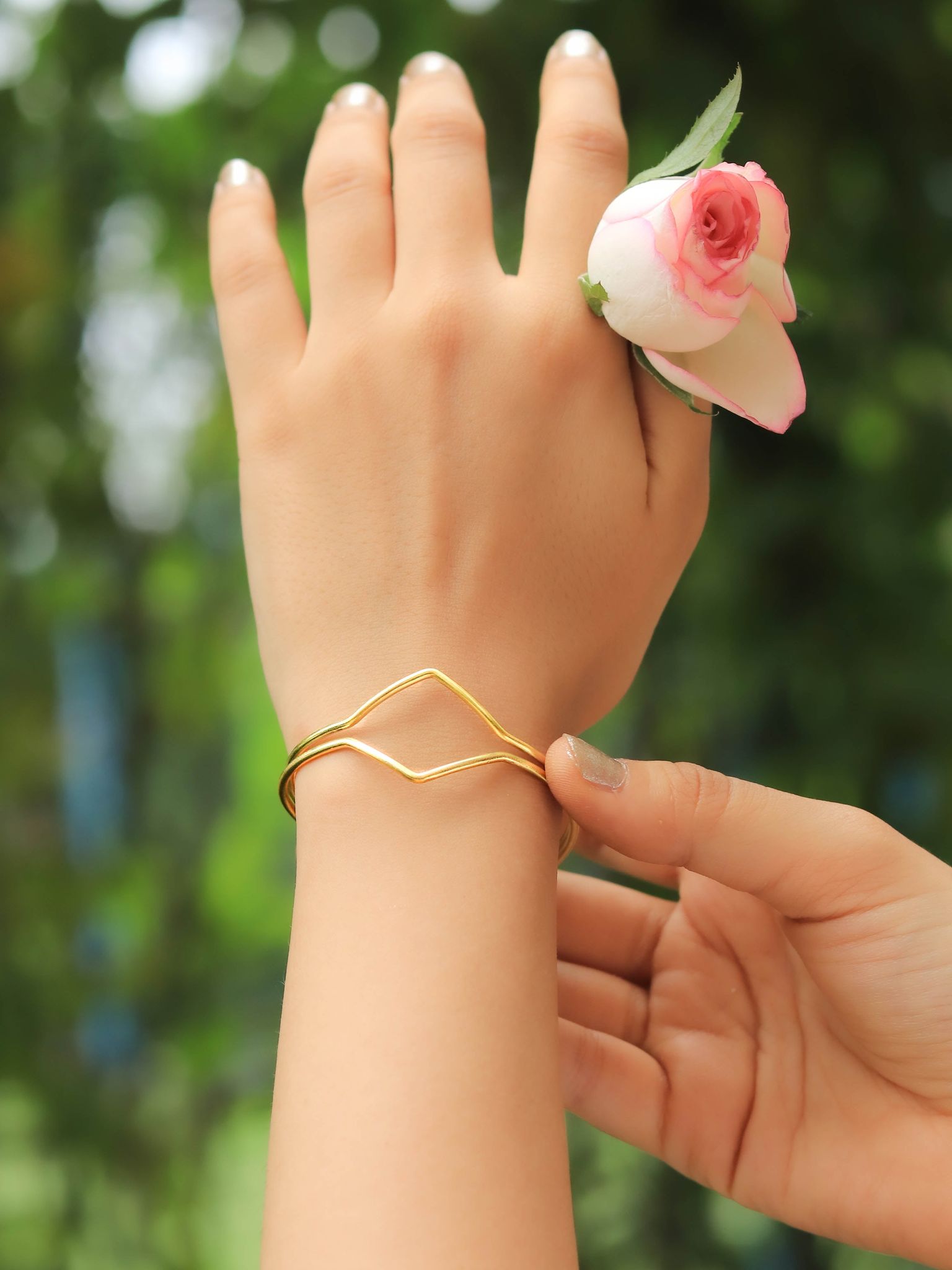 Hexa Line Adjustable Brass Bracelet (Anti Tarnish)