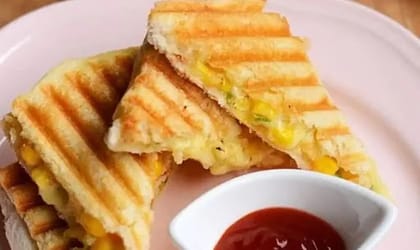 Spicy Cheese Grilled Sandwich [2 Pieces]