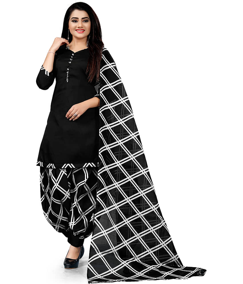 Rajnandini Women Cotton Blend Printed Straight Kurti With Patiala Salwar ( Black )