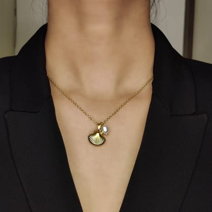 Sea Shell Necklace