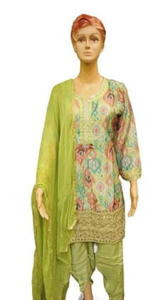 Elegant Muslin Dhoti Kurta Set With Dupatta