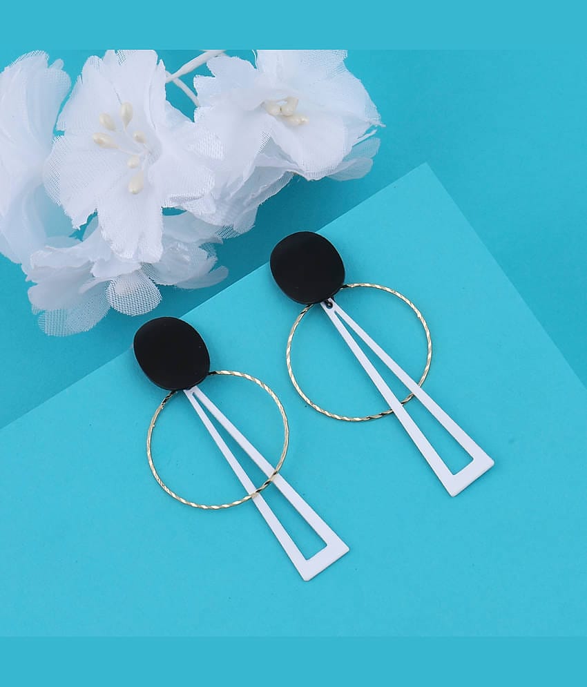 SILVER SHINE  Party Wear Stylish Dangle Earring For Girl Women