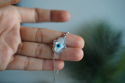 Hamsa hand Bracelet-Silver Hamsa hand bracelet