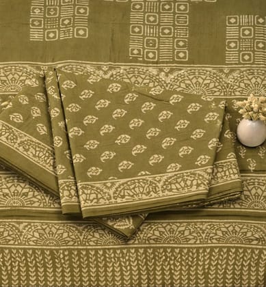 Handcrafted Dabu Print Cotton Dress Material โ 3 Piece Set Handcrafted Dabu Print Cotton Dress Material โ 3 Piece Set