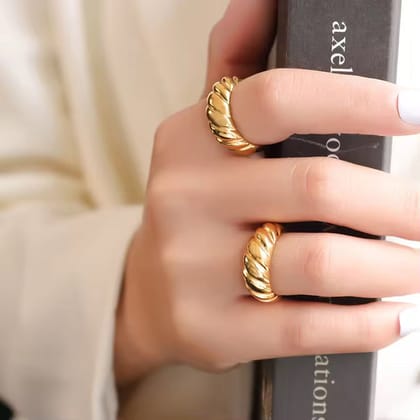 Croissant Anti-tarnish Ring