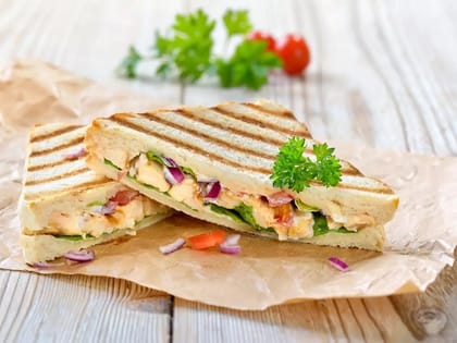 Chicken tikka sandwich