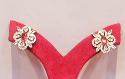EARING AD