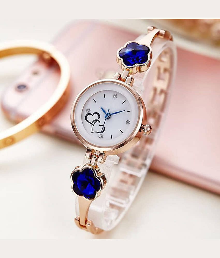 DECLASSE Metal Round Womens Watch