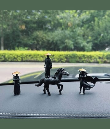 3Mads Couple & Human Figurine 8 cm - Pack of 4