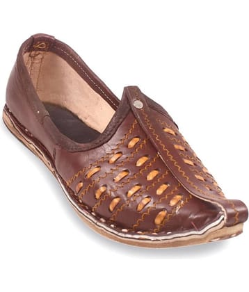 Apratim Brown Men's Jutti