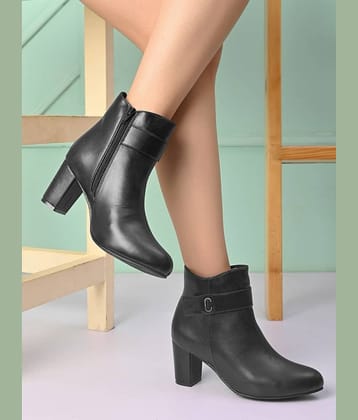 Sir Corbett Black Women's Ankle Length Boots