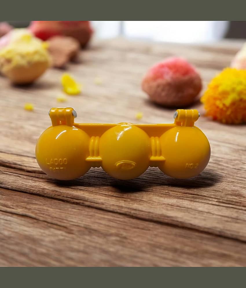 Dynore Ladoo Maker Patti , Plastic Kitchen Press ( Pack of 1 )