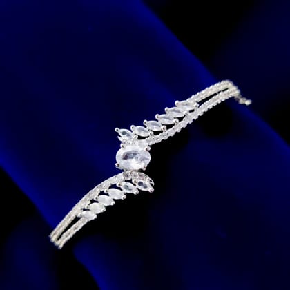 Sparkling White Rhodium Bracelet-White / Rhodium