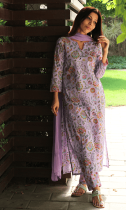 Cotton Lilac Lush Printed Kurta, Pant & Chiffon Dupatta-2XL