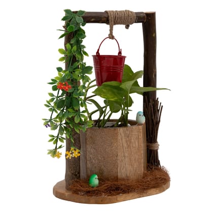 Theweaversnest Wishing Well Planter with Floral Vine