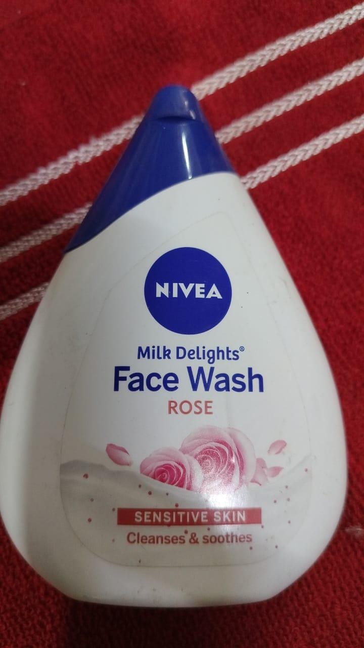 NIVEA ROSE FW 100ML
